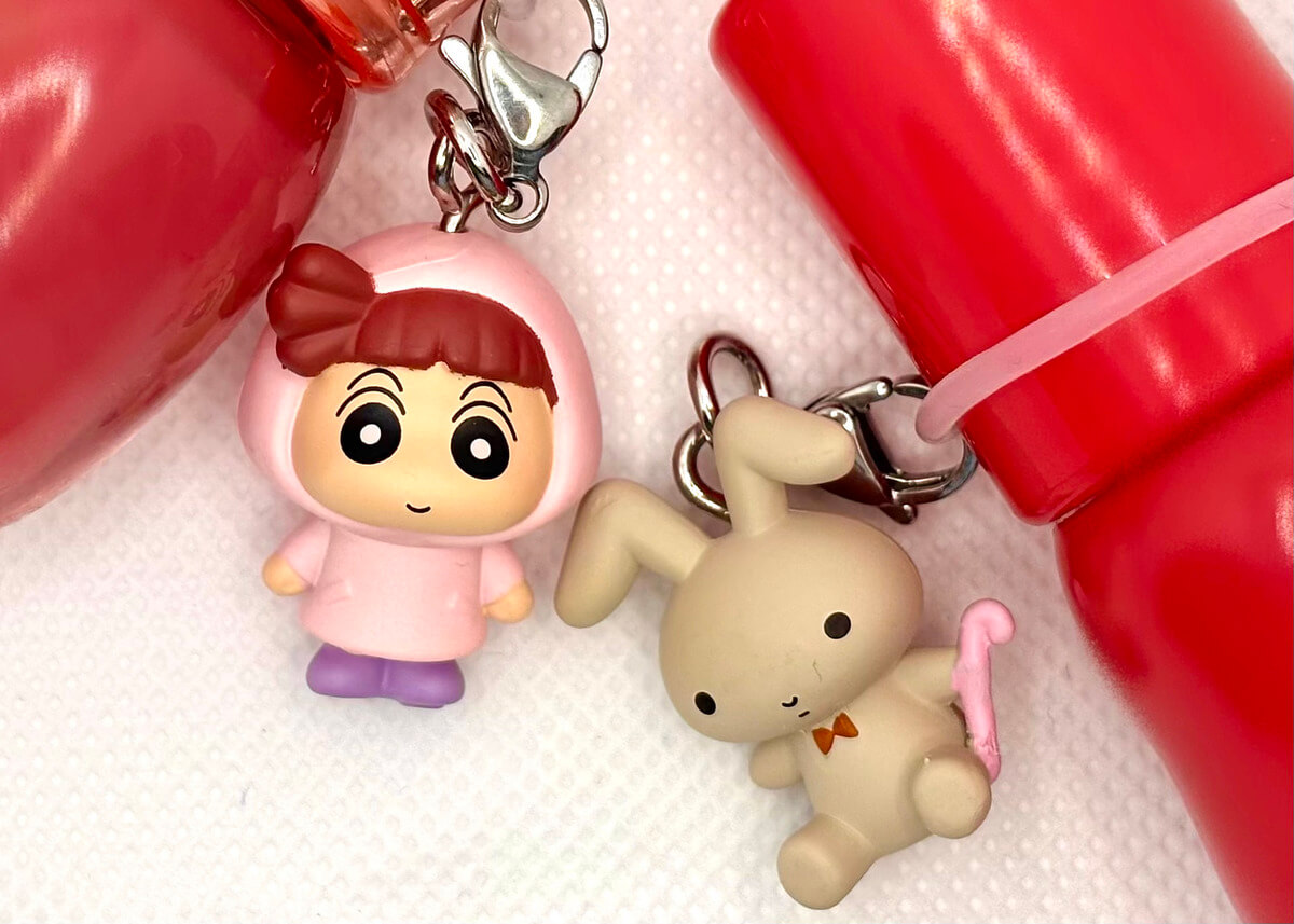 ガチャガチャ「クレヨンしんちゃん めじるしアクセサリー2 ～パステルカラー～」