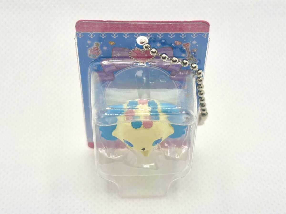 ガチャガチャ「ジュエルペット パッケージミニチュアチャーム」