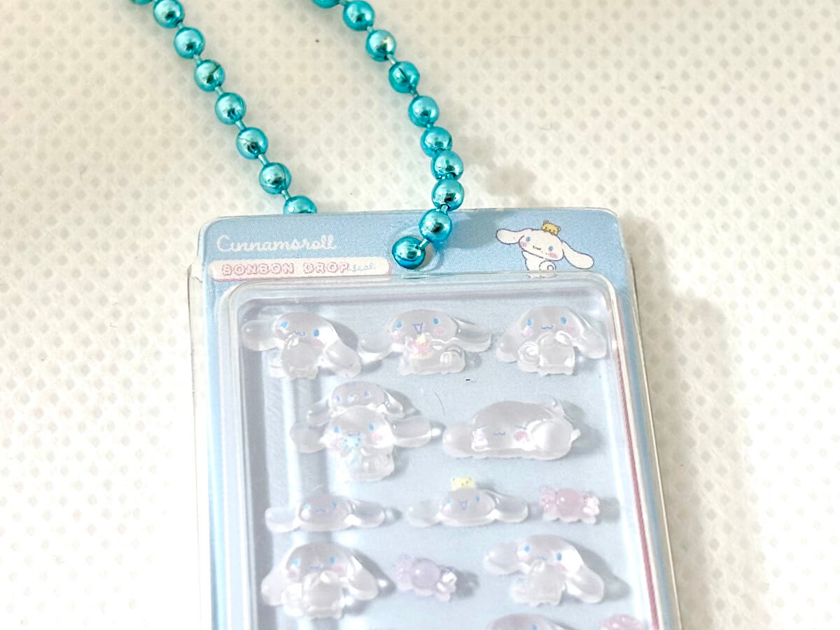 GACHA GACHA "Sanrio Characters Bonbon Drop Miniature Charms