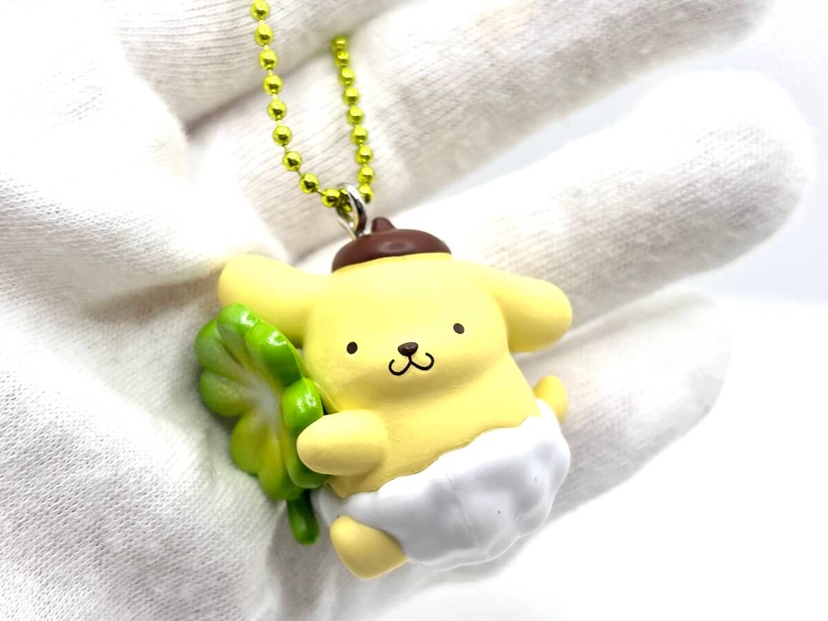 GACHA GACHA：「Sanrio Characters Yotsuba Clover Mascot」。