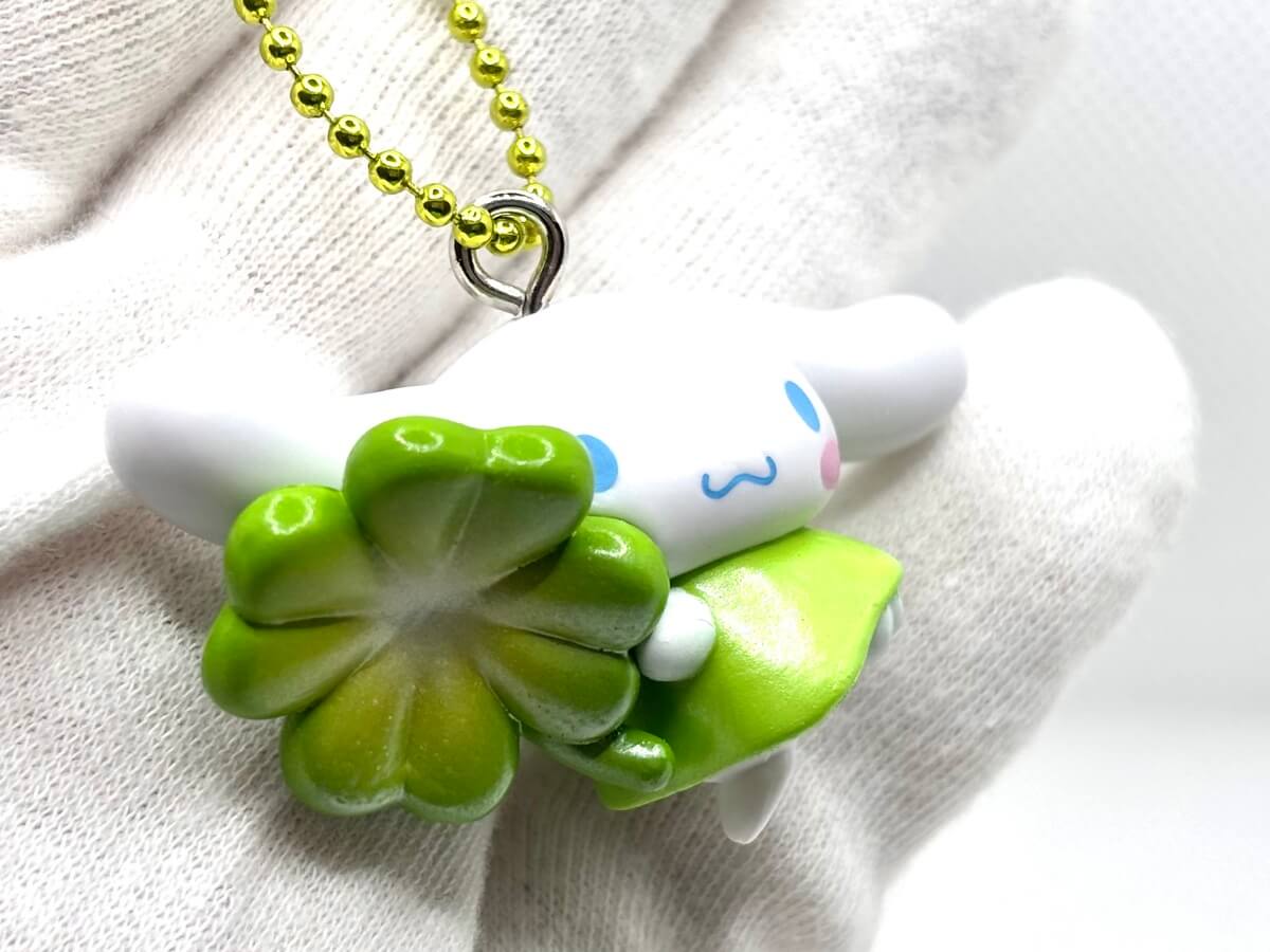 GACHA GACHA：「Sanrio Characters Yotsuba Clover Mascot」。