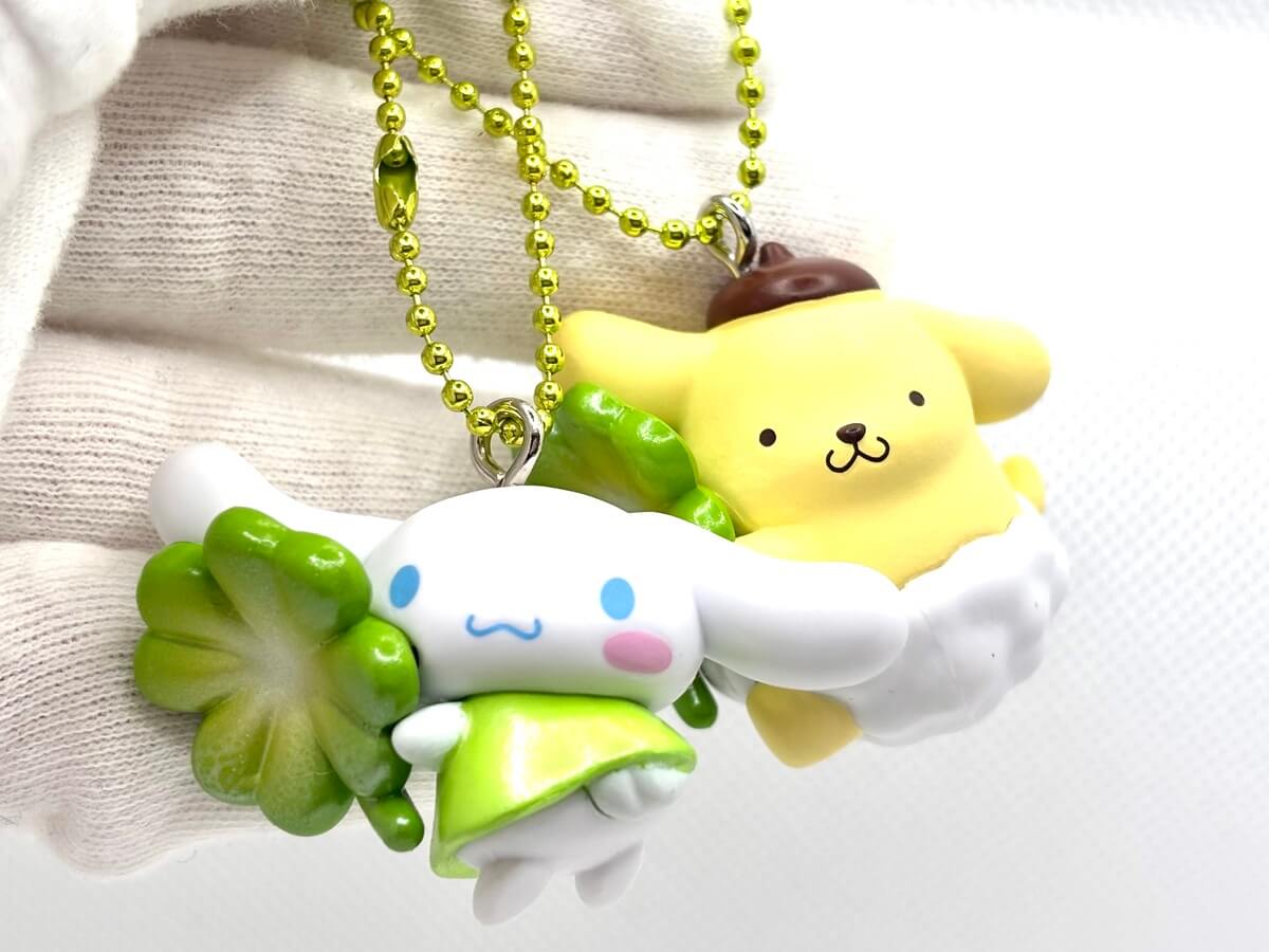 GACHA GACHA：「Sanrio Characters Yotsuba Clover Mascot」。