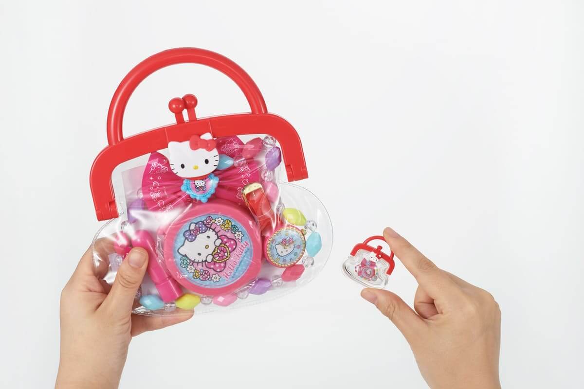 ハローキティ かわいいおもちゃ ミニチュアチャーム